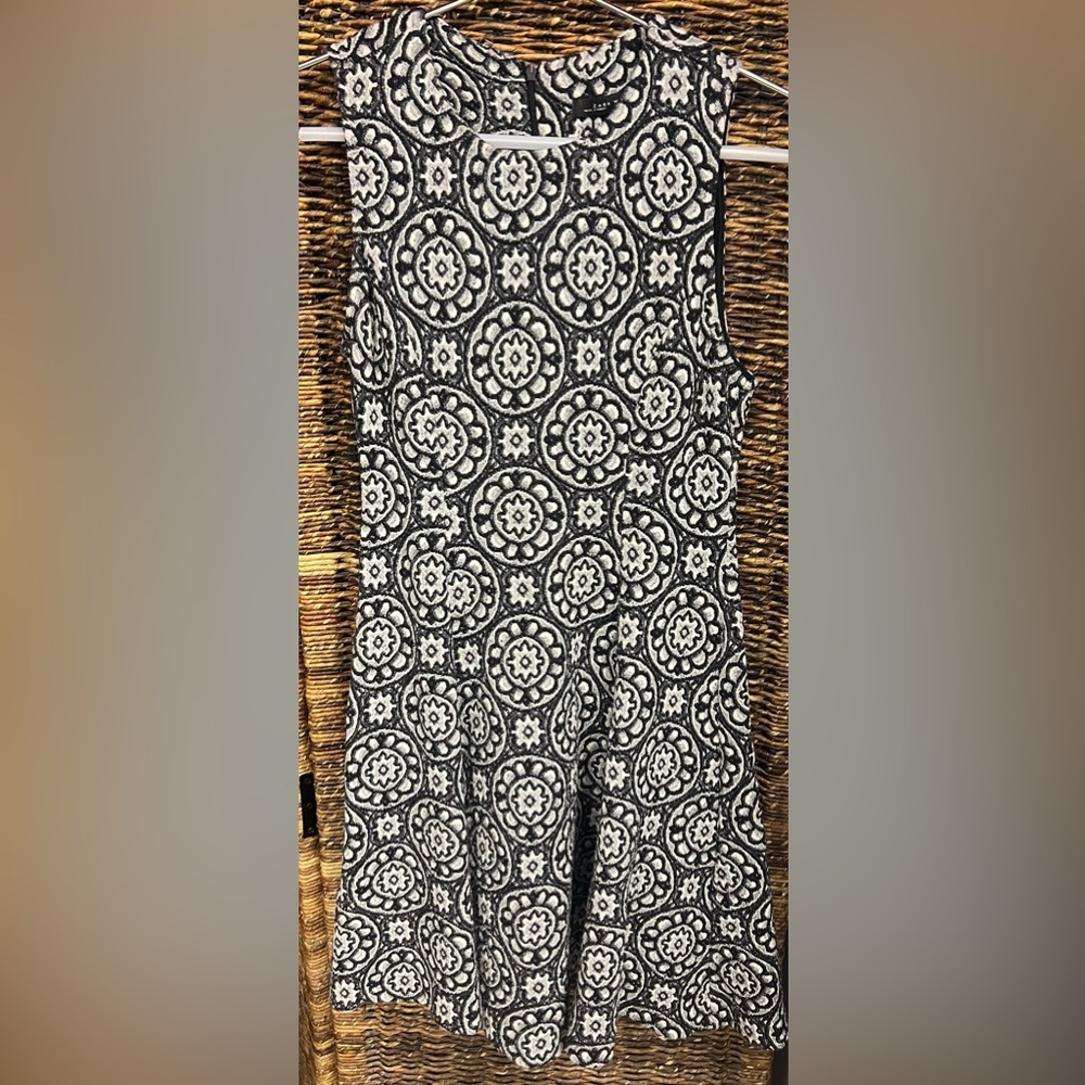 Zara- Black/White/Grey, Floral Dress, Size: Medium